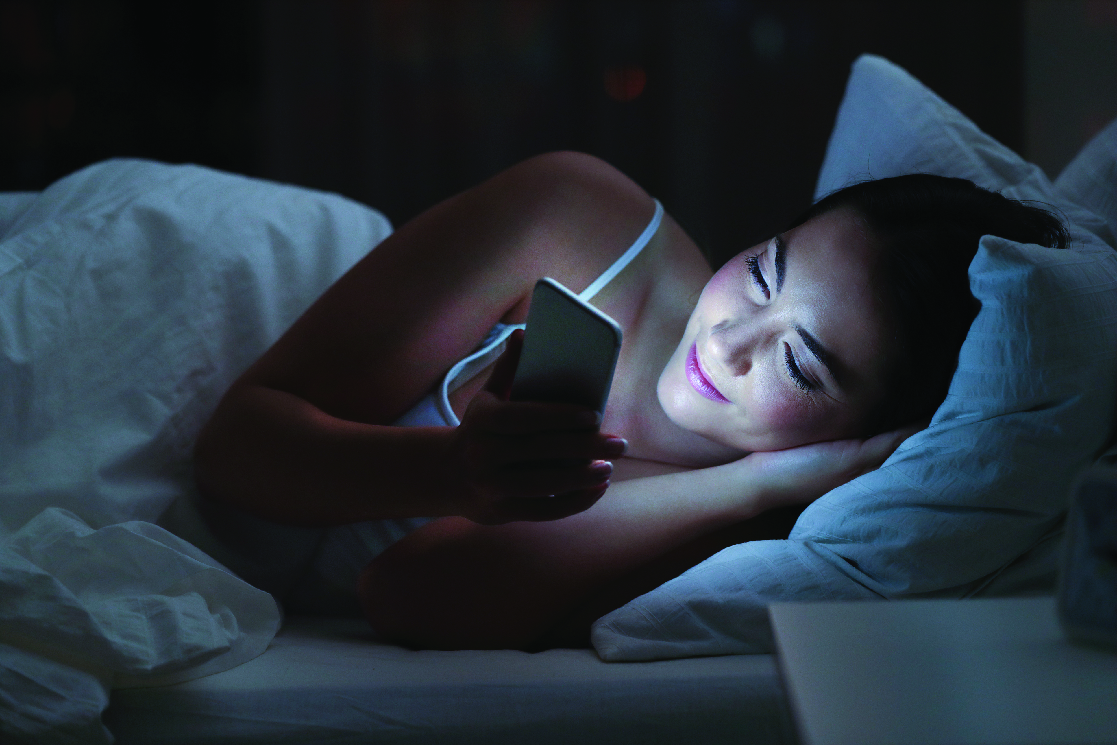  ZAGG InvisibleShield Glass XTR5: Screen Protection Built for Better Sleep